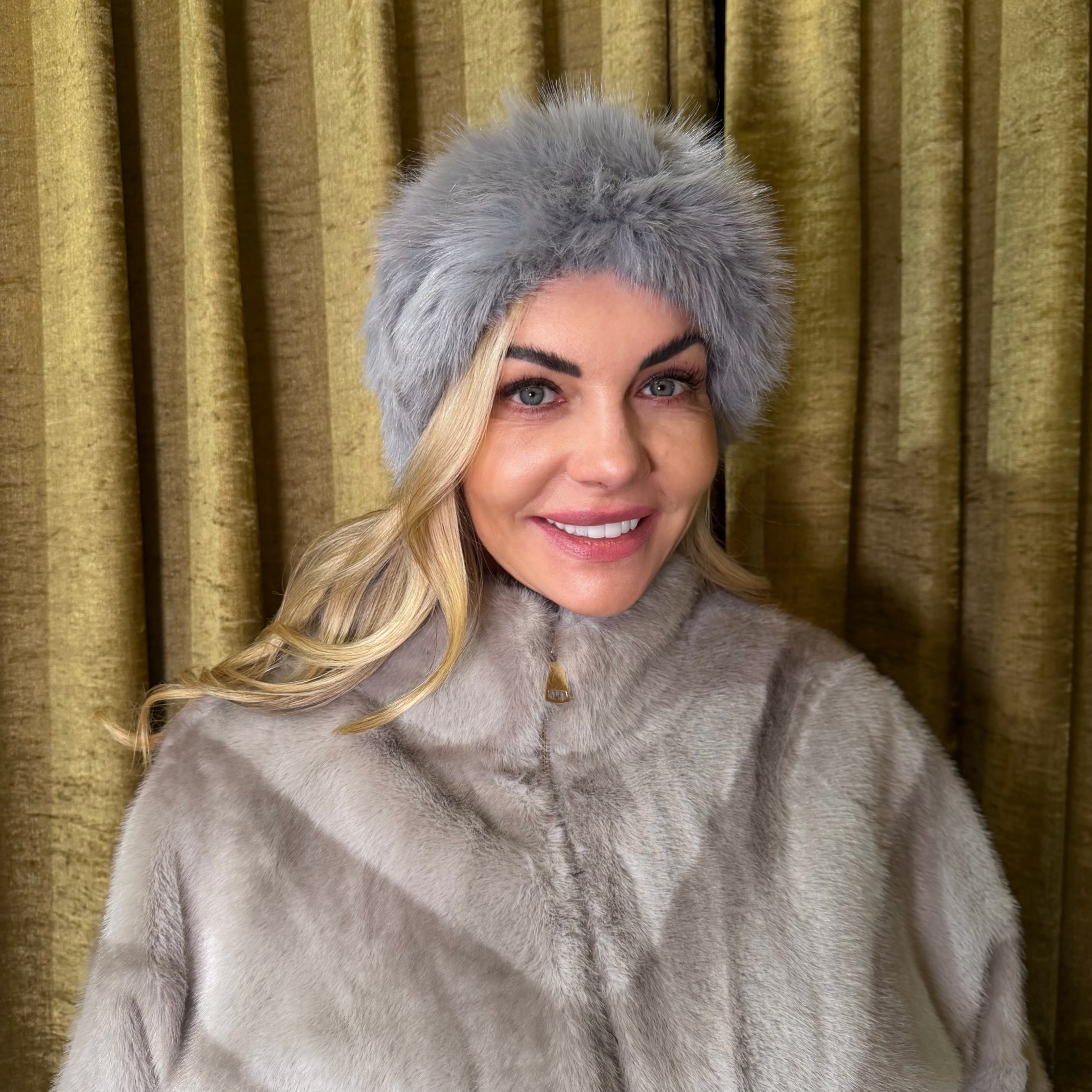 Čelenka kožušinová