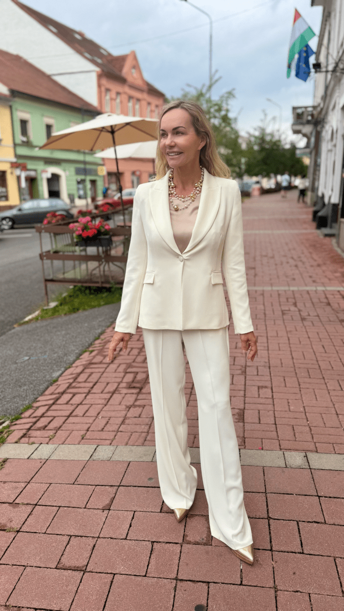 Kostým Elegancia - Markiza Moda Italiana