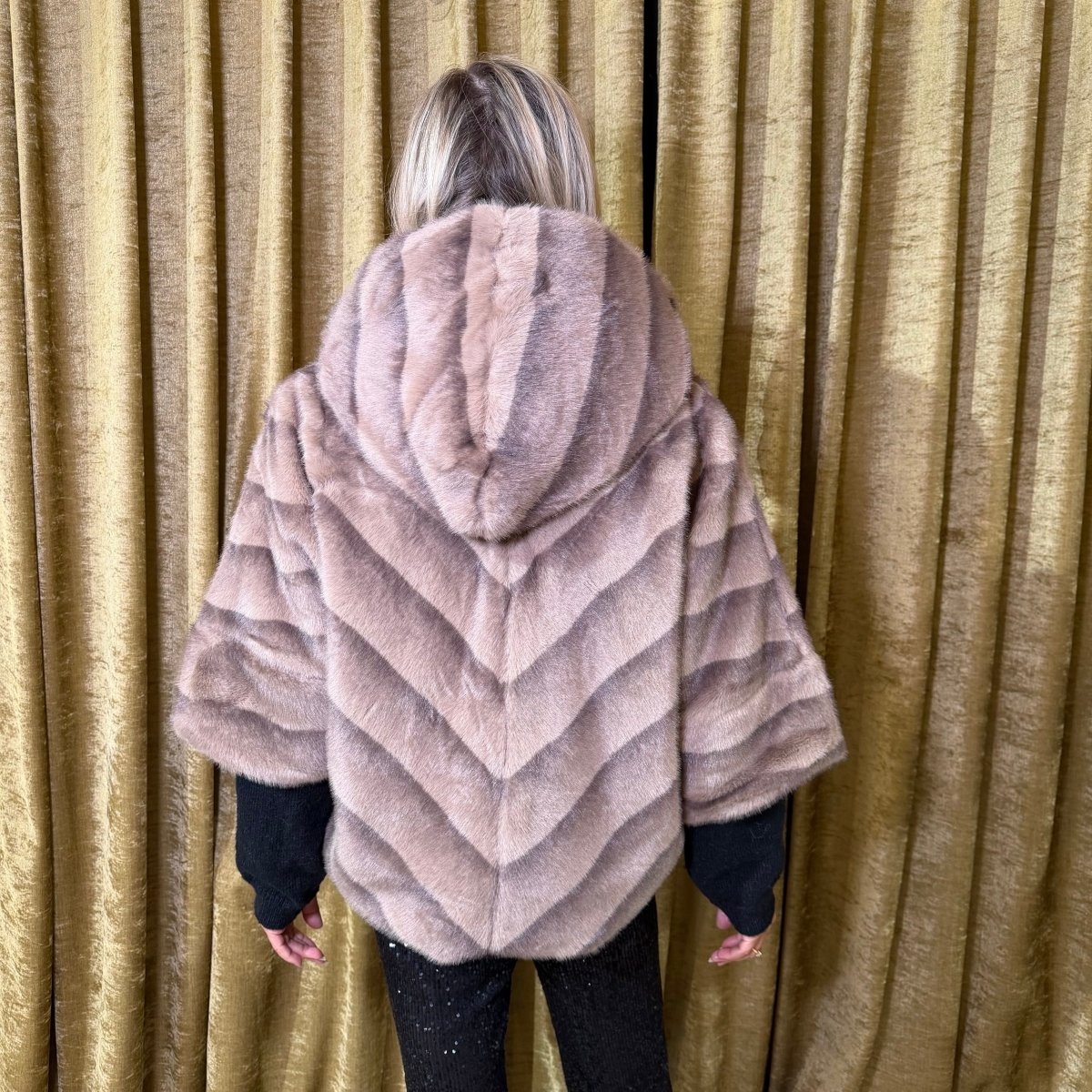 Kožuch Paris s kapuckou - Markiza Moda Italiana