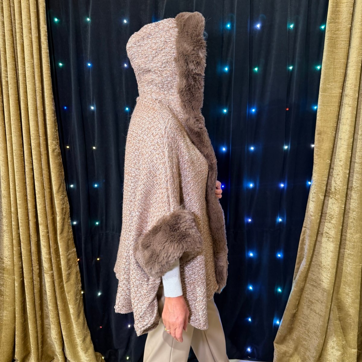 Pončo Amanda - Markiza Moda Italiana