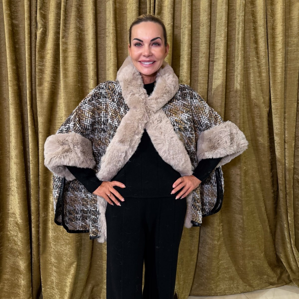 Pončo Klaudia - Markiza Moda Italiana