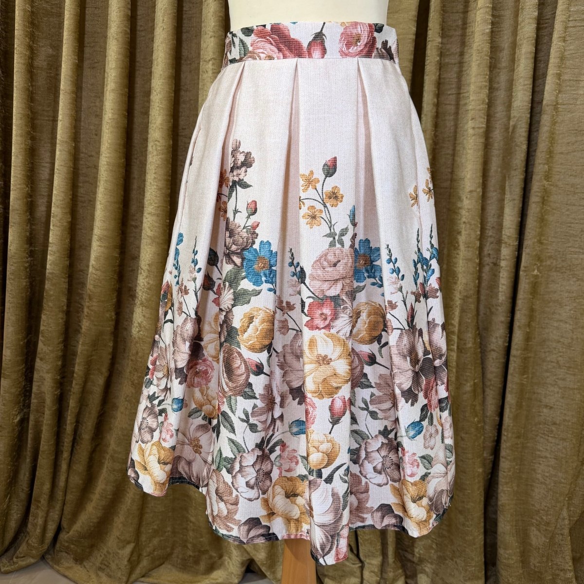 Sukňa Flower - Markiza Moda Italiana