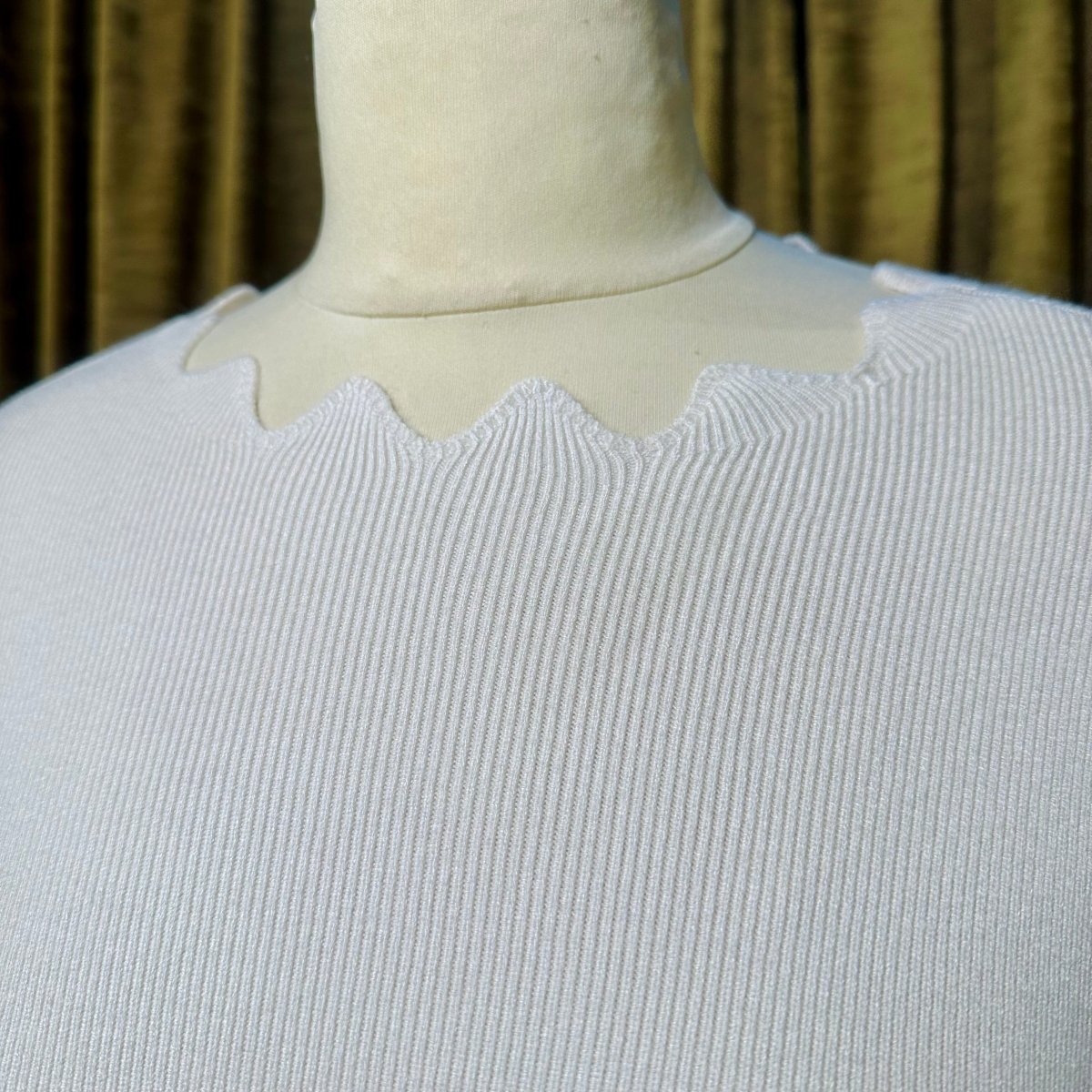 Sveter oblúčik new model - Markiza Moda Italiana