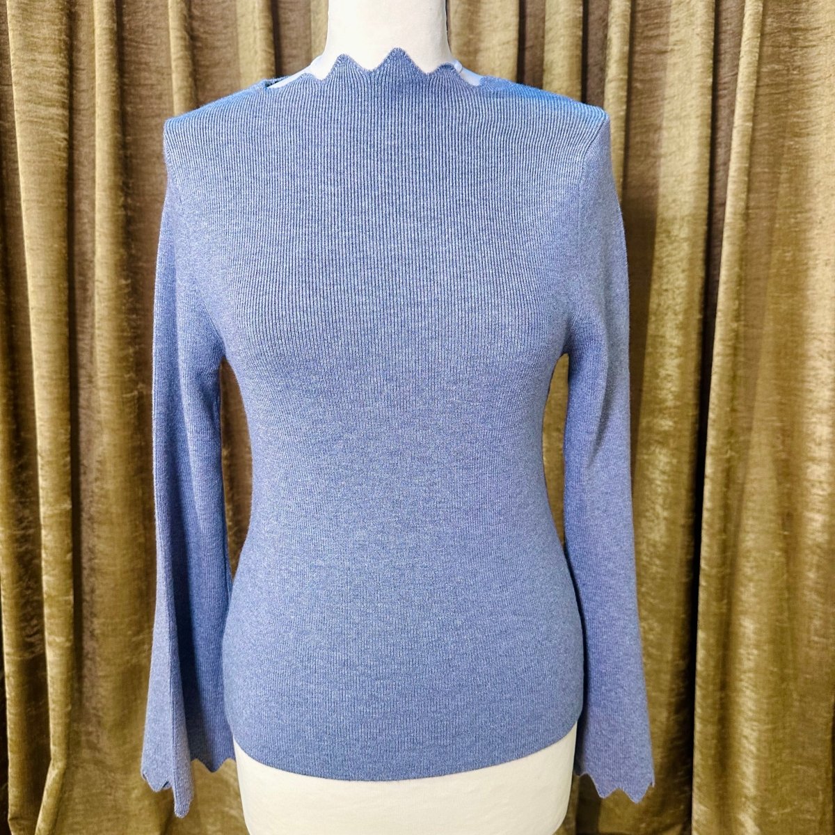 Sveter oblúčik new model - Markiza Moda Italiana