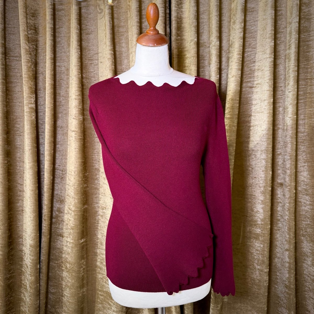 Sveter oblúčik new model - Markiza Moda Italiana