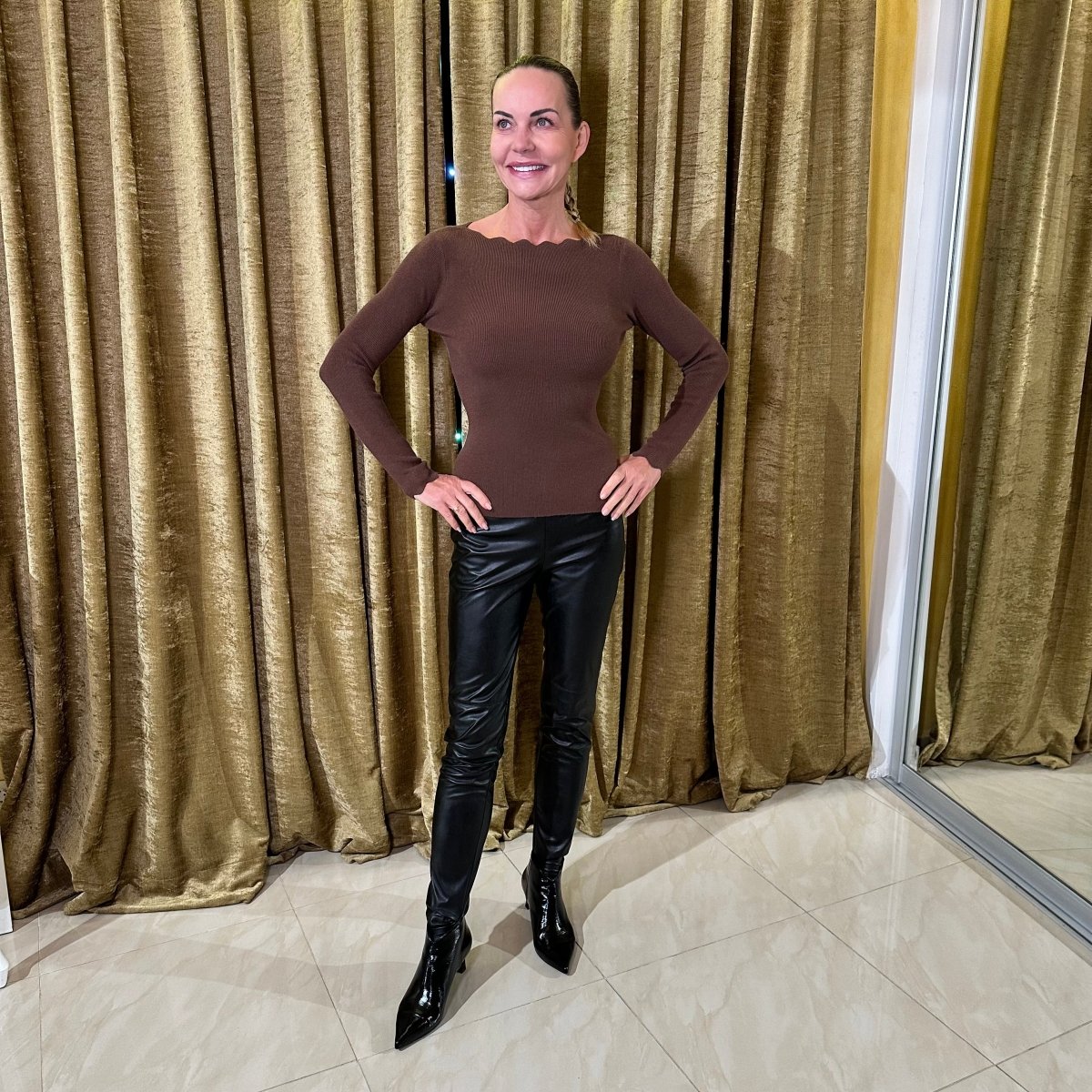 Svetrík oblúčik dlhý rukáv - Markiza Moda Italiana