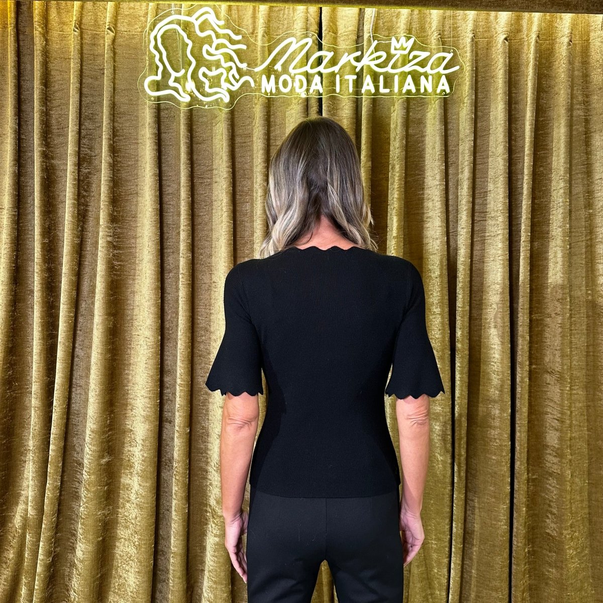 Svetrík oblúčik krátky rukáv - Markiza Moda Italiana