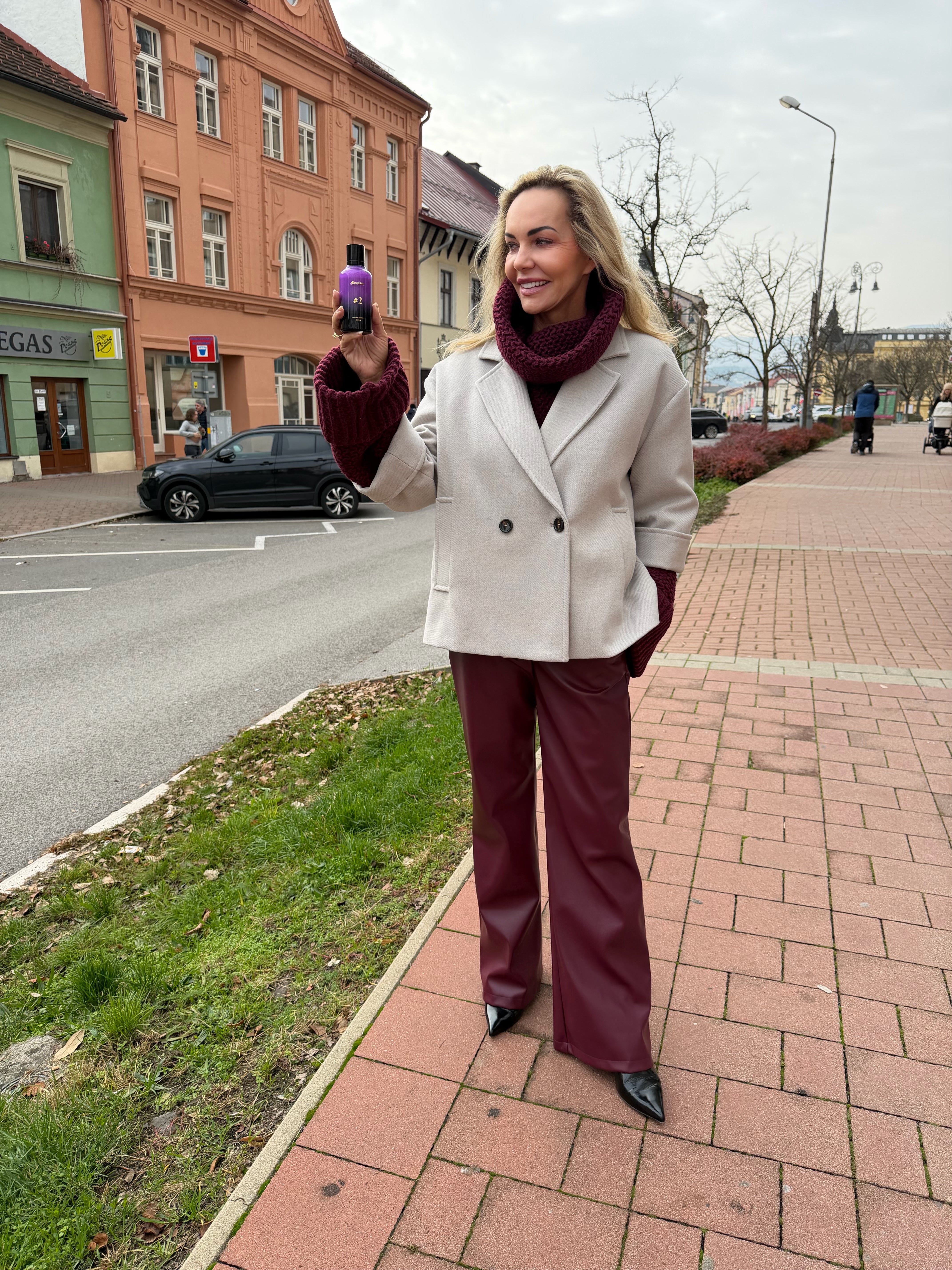 Vesty, bundy, kabáty, pončá, kožáky