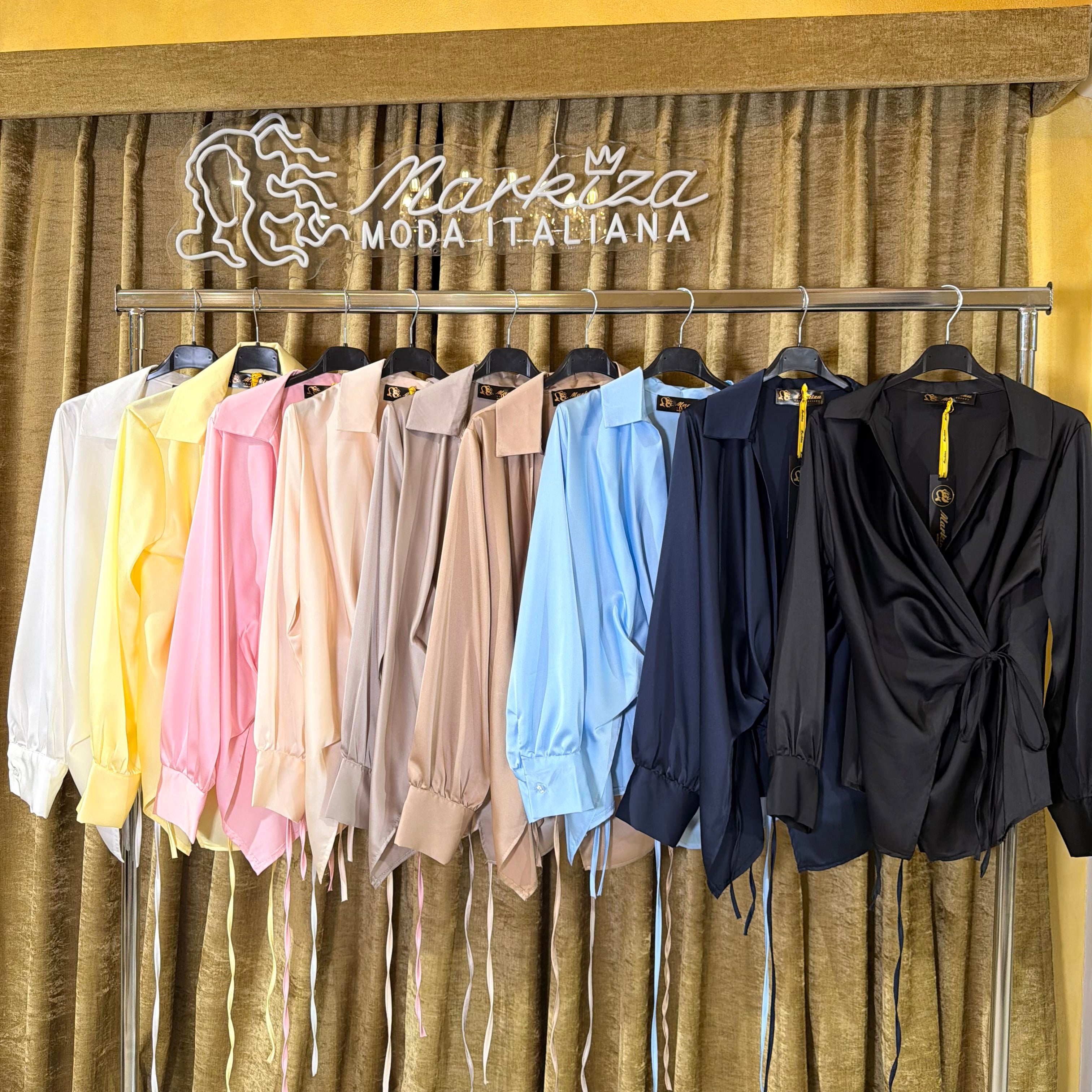 Blúzka zaväzovacia