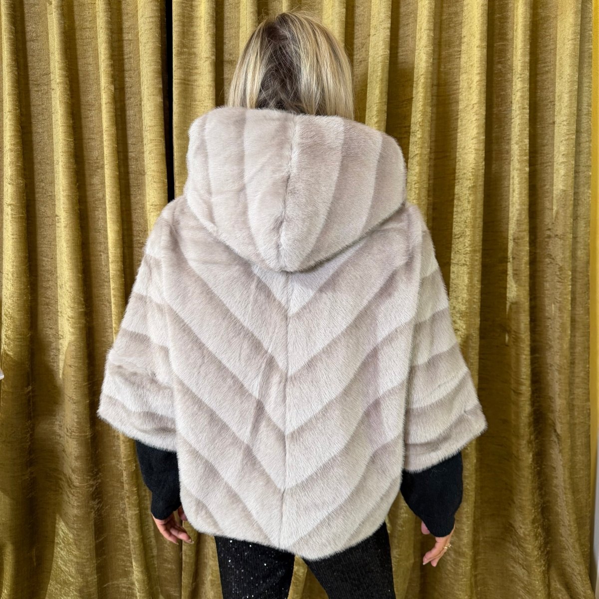 Kožuch Paris s kapuckou - Markiza Moda Italiana