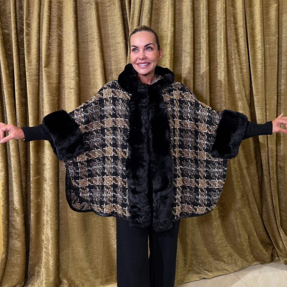 Pončo Klaudia - Markiza Moda Italiana