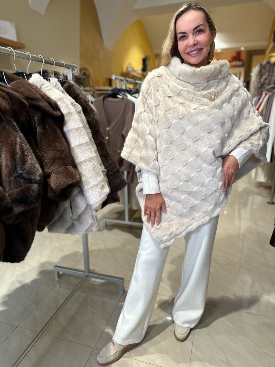 Pončo kožušinové - Markiza Moda Italiana