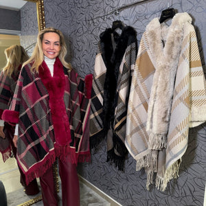 Pončo Lukrecia - Markiza Moda Italiana