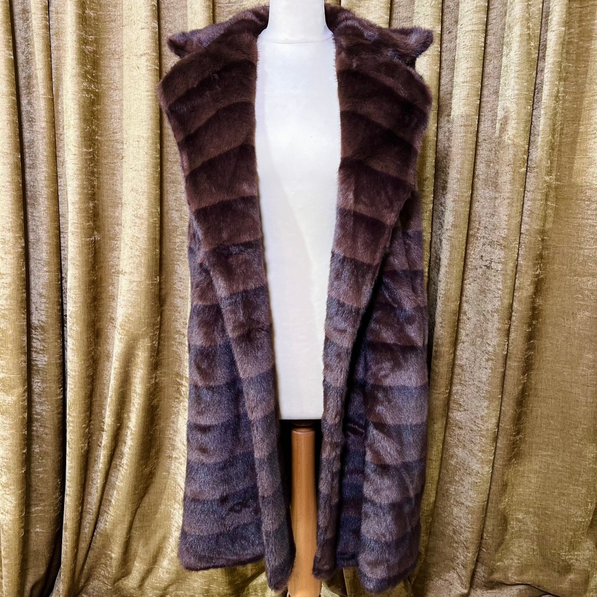 Vesta Maronne - Markiza Moda Italiana