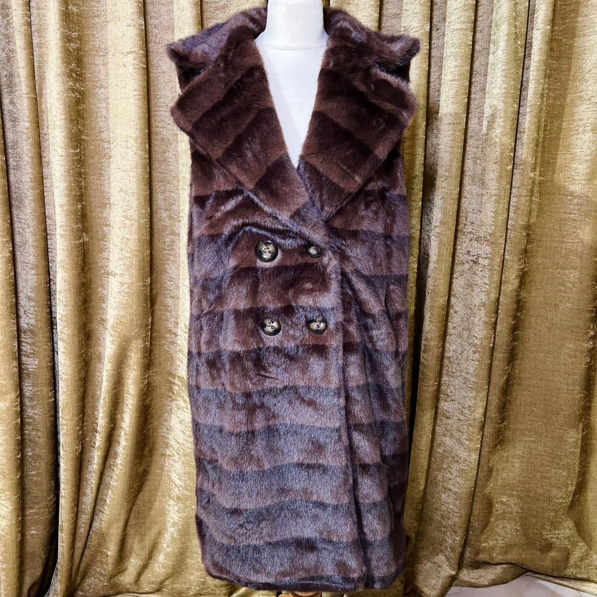 Vesta Maronne - Markiza Moda Italiana